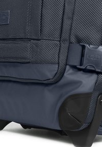 Eastpak TRANVERZ CNNCT M - Trolley - CNNCT Marine