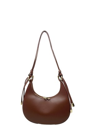 Borsa a spalla in pelle marrone con una forma arrotondata, chiusura superiore con zip e manici annodati, caratterizzata da dettagli in metallo dorato.