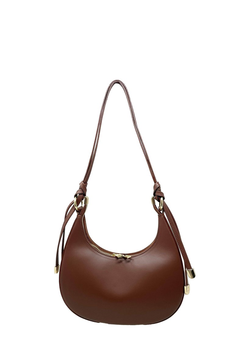Borsa a spalla in pelle marrone con una forma arrotondata, chiusura superiore con zip e manici annodati, caratterizzata da dettagli in metallo dorato.