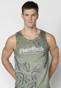 Koroshi Felső - kaki khaki