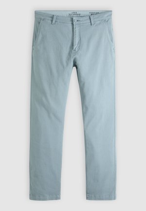 Lichtblauwe Levi's XX Chino broek met standaard taps toelopende pasvorm, voorzakken, riemlussen en knoopsluiting, maat W32 L32.