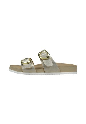 Goldene Metallic-Sandalen mit zwei großen runden Schnallen, einem strukturierten Riemen, einer gepolsterten beigen Sohle und einer weißen Gummilaufsohle.
