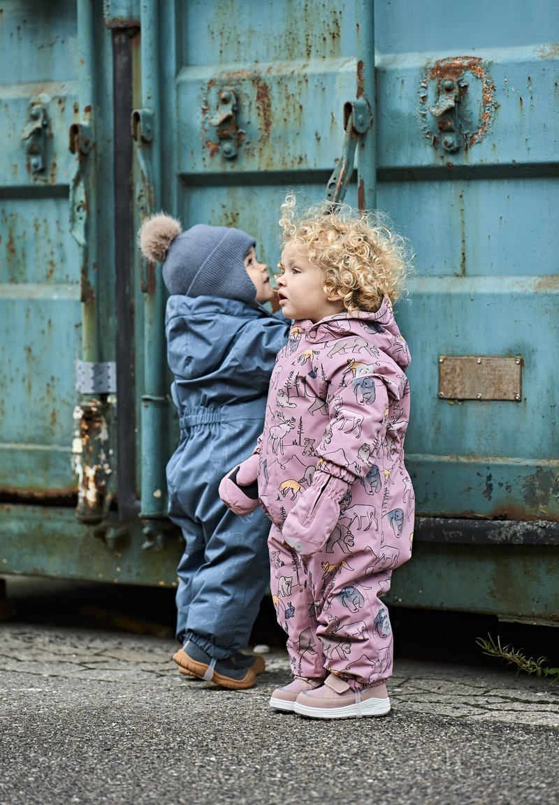 Color Kids COVERALL- ALL OVER - Regnoverall - woodrose