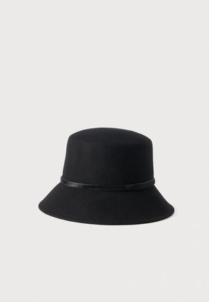 Eugenia Kim, JONAH - Chapeau - black