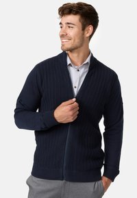 Thumbnail Image 4