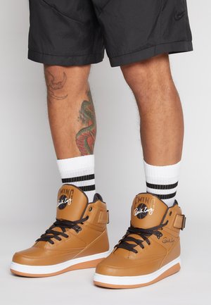 33  - High-top trainers - wheat/espresso/pale gold
