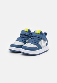 Nike Sportswear NIKE COURT BOROUGH LOW 2 (TD) - Sapatilhas - grey fog/white/mystic navy/atomic green