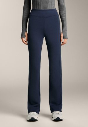 WARM HIGH RISE FLARE WITH POCKETS - Pantaloni - royal blue