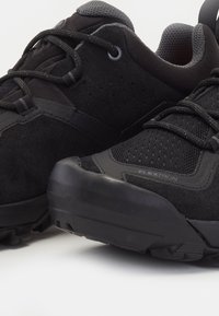 Mammut Trekingové boty - black