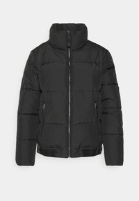 Veste d'hiver matelassée noire avec col haut, fermeture éclair devant et deux poches latérales zippées, présentée sur un fond uni.