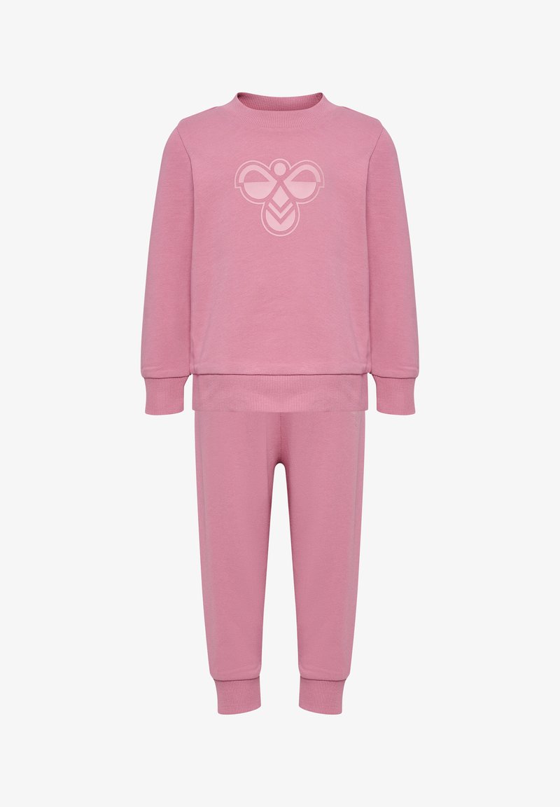 Rosa Baumwolltracksuit mit einem Langarmoberteil, das über einen dezenten Logo-Druck verfügt, sowie passenden, tapered Hosen mit elastischen Bündchen.