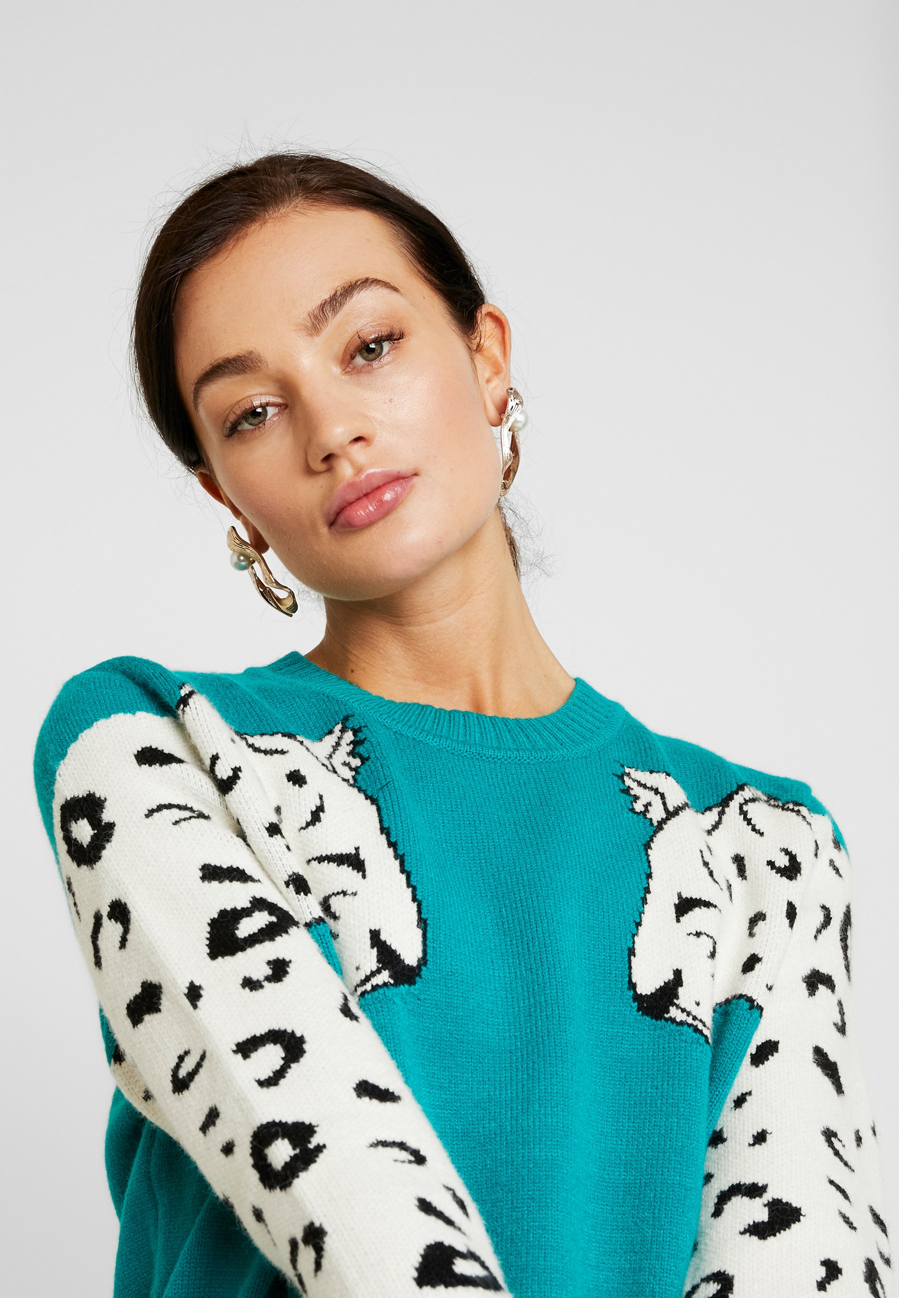 minkpink snow leopard