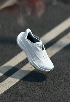 HOKA PROJECT TRANSPORT UNISEX - Tenisice - white/cosmic grey