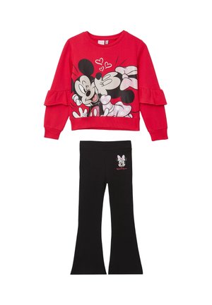 Maglietta rossa a maniche lunghe con grafica di Topolino e Minni e pantaloni neri con una piccola faccia di Minni con un fiocco.