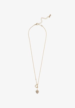 Collier doré avec une chaîne fine, présentant un pendentif en forme de cœur orné de petites pierres précieuses transparentes et d'un fermoir à verrou.