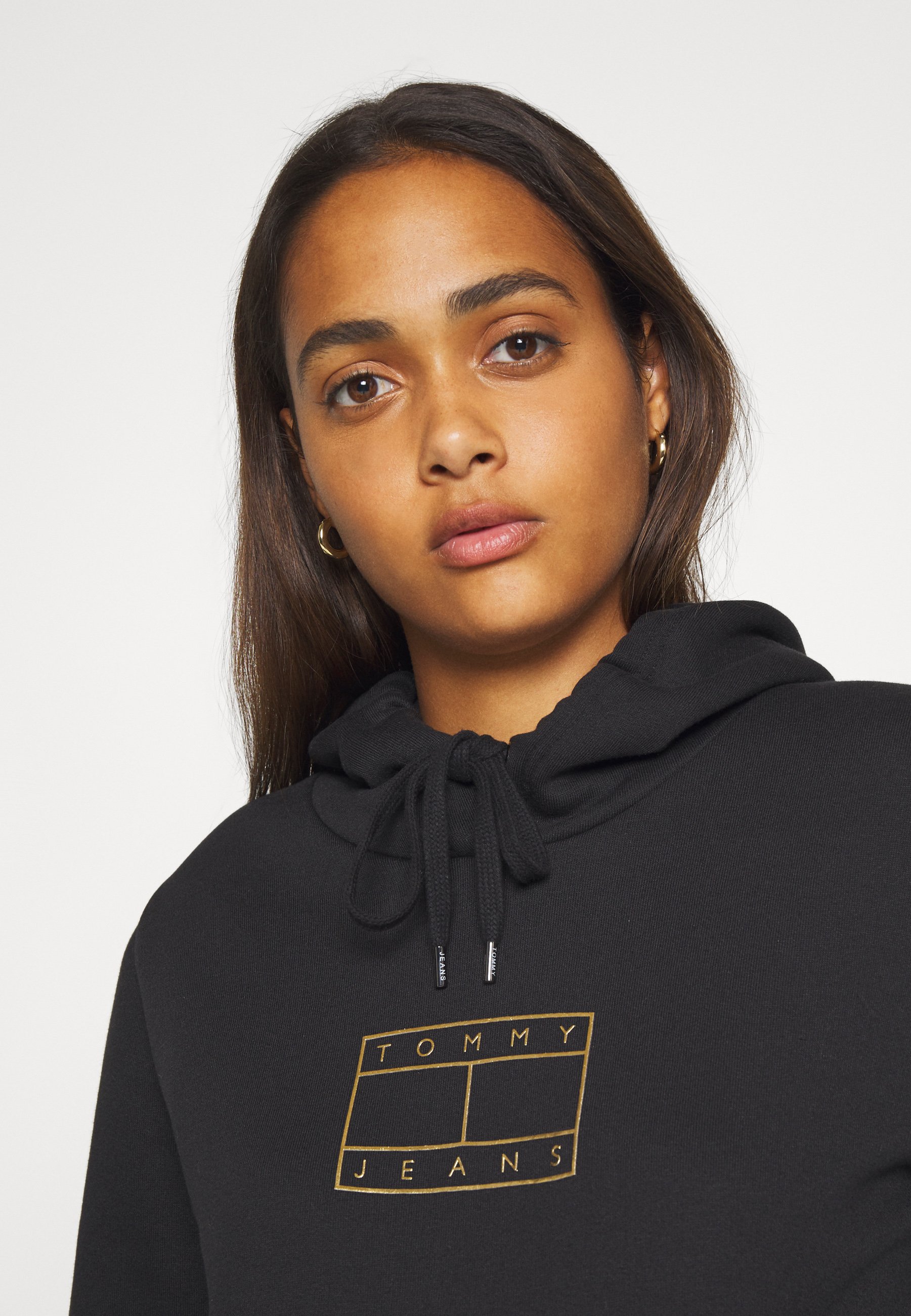 tommy jeans basic hoodie
