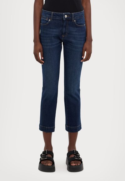 Sportmax SCHERMO - Pieguloša piegriezuma džinsi - blu notte
