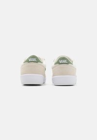 Vans CRUZE TOO CC UNISEX - Tenisice - marshmallow
