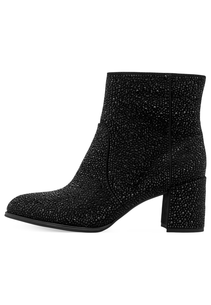 Zwarte enkellaars met een ronde neus en blokhak, voorzien van een textuurversiering met kleine, glanzende zwarte kralen.
