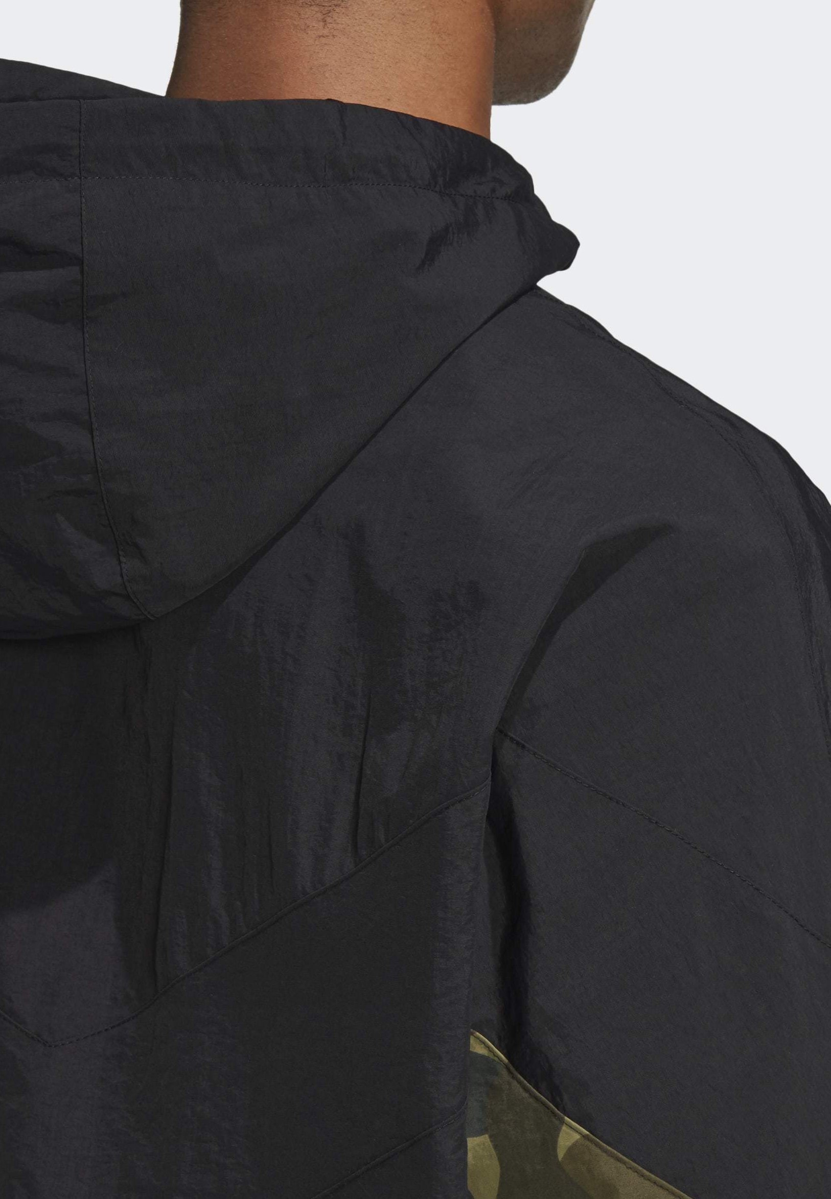 adidas Originals CAMOUFLAGE WINDBREAKER Lett jakke black adidas Originals CAMOUFLAGE WINDBREAKER Lett jakke black
