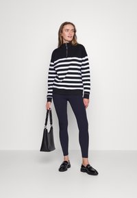Marks & Spencer ZIP - Camisola - black mix