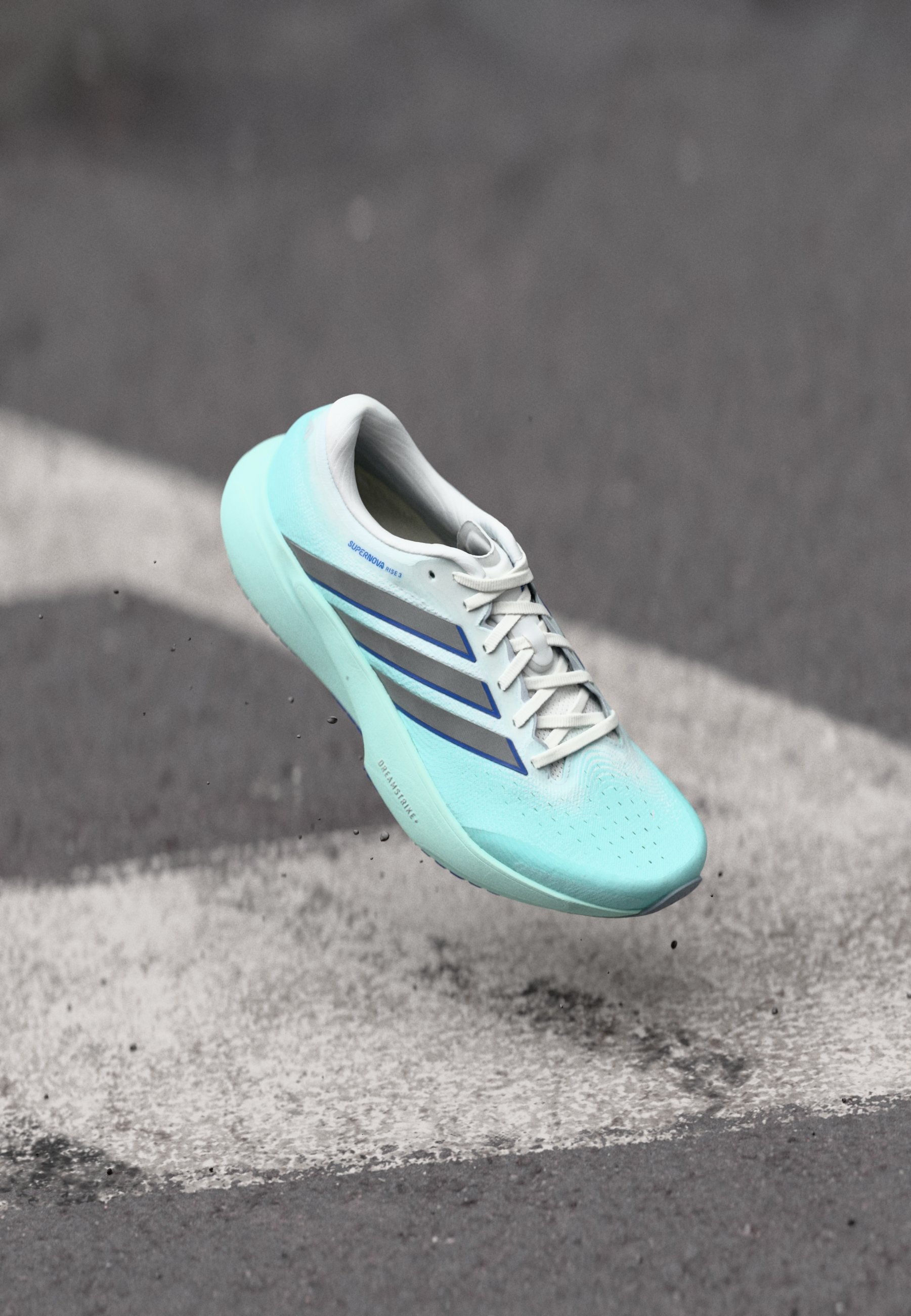 adidas Performance SUPERNOVA RISE 3 M - Road running shoes - semi flash  aqua/iron metallic/crystal white/turquoise - Zalando