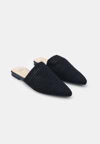 Bata Sandalias planas - nero