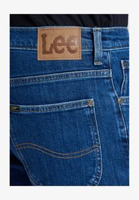 Valimata, dark stonewash