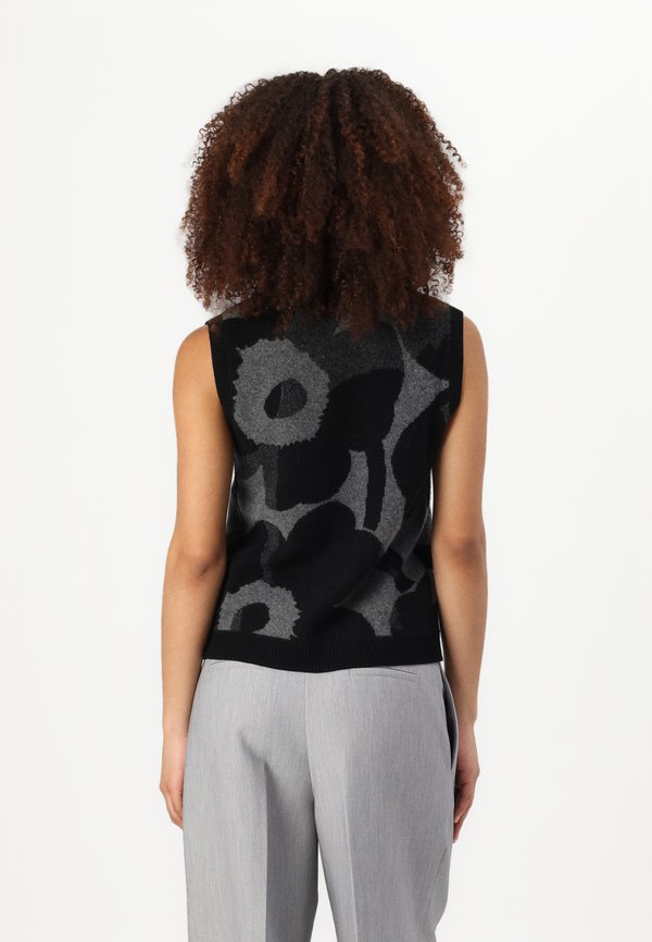 JOUKKO UNIKKO - Waistcoat4