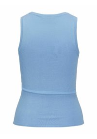 Top sin mangas de color azul claro con textura acanalada, escote redondo y cintura ajustada. Tejido suave, diseño minimalista, sin adornos.