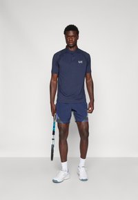EA7 Emporio Armani MAGLIA - T-skjorte til trening - armani blue