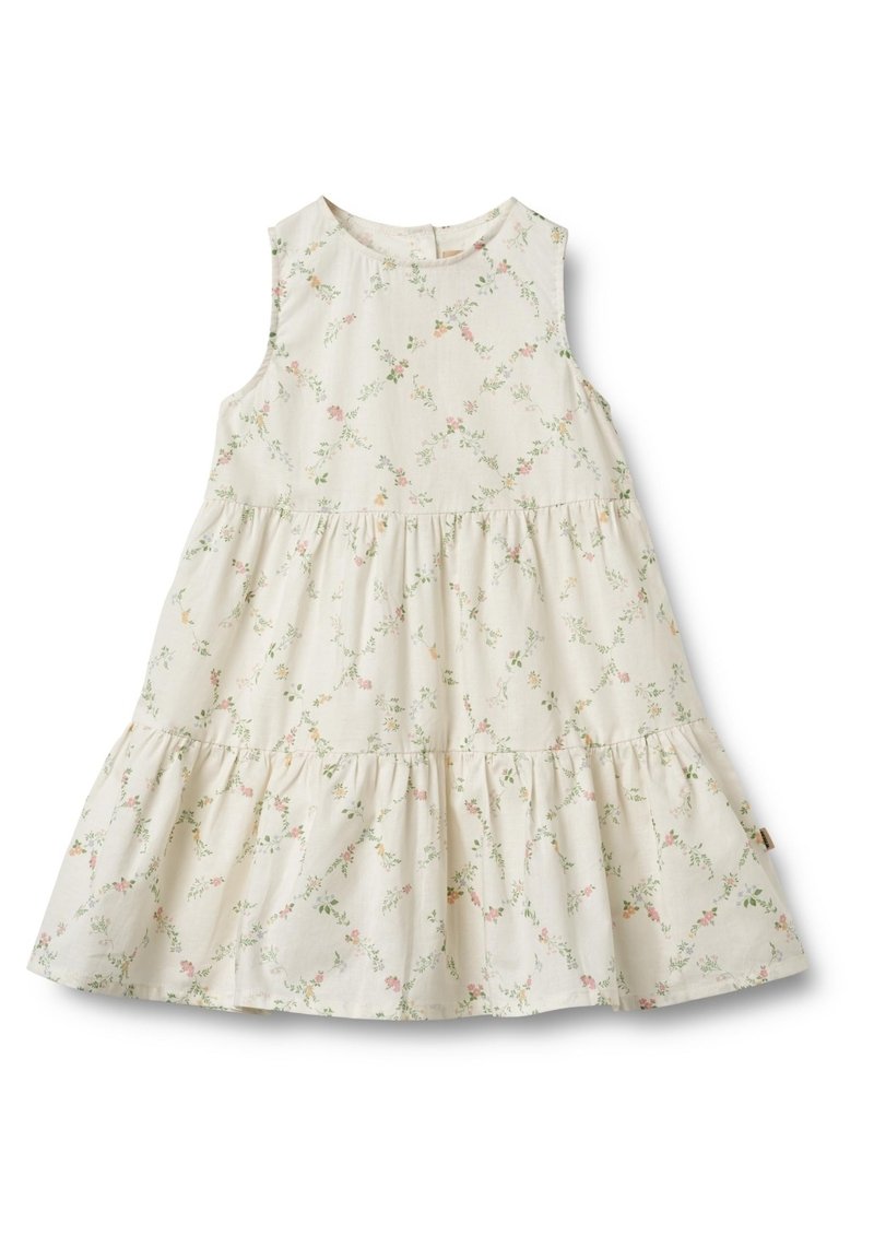 Robe blanche avec un motif floral rose et vert, sans manches, avec des volants en cascade à l'ourlet et un col rond.