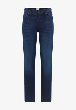 Sötétkék farmernadrág egyenes szabással, ötlovas zsebbel és kontrasztos varrással, sima textúrával és közepes súlyú anyagból.