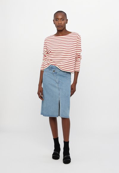 DESIGNERS REMIX STACY BRETON - Tops ar garām piedurknēm - cream/red