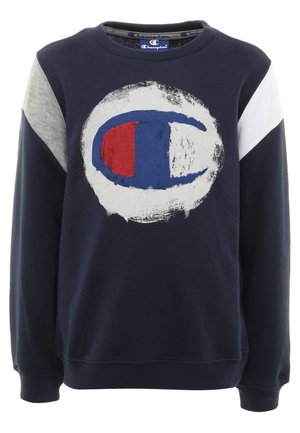 Felpa navy con dettagli grigi e bianchi, caratterizzata da un grande logo circolare al centro in rosso, blu e bianco. Realizzata in tessuto morbido.