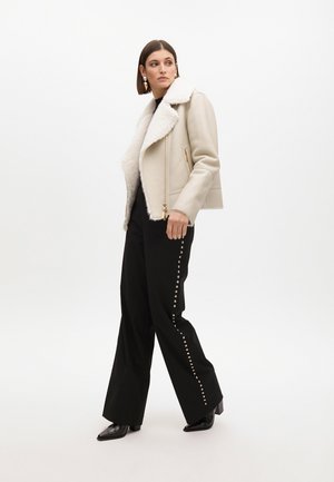 Chaqueta de cuero sintético - off white