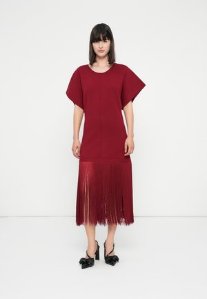 FRINGED DRESS - Koktailové šaty/večierkové šaty - wine red