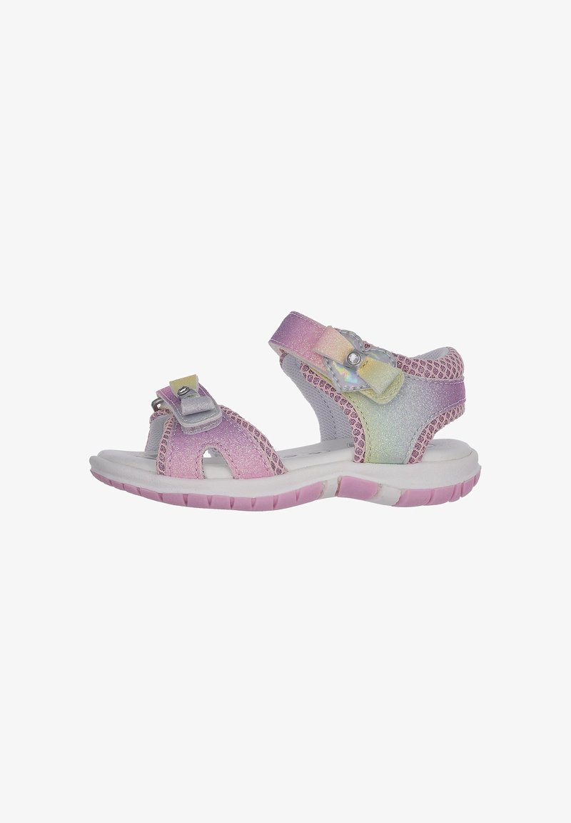 Des sandales multicolores avec une texture pailletée, des sangles ajustables et une semelle blanche avec des accents roses, conçues pour le confort et le soutien.