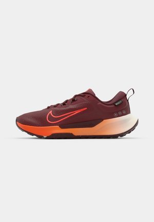 Nike Performance JUNIPER - Krosa skriešanas apavi - dark team red/hyper crimson/burgundy crush/sail