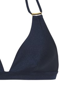 Nattblå trekant bikini topp med en skimrende tekstur, tynne justerbare stropper og en gullfarget detalj ved utringningen.
