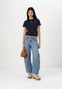 LOIS Jeans NEW EMMA CENTER - Pamata T-krekls - navy