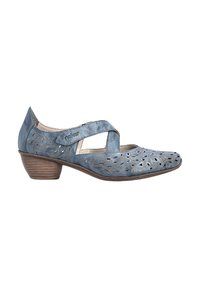 Chaussure Mary Jane bleue à talon bas, motifs floraux découpés, bride ajustable et talon en bois empilé.