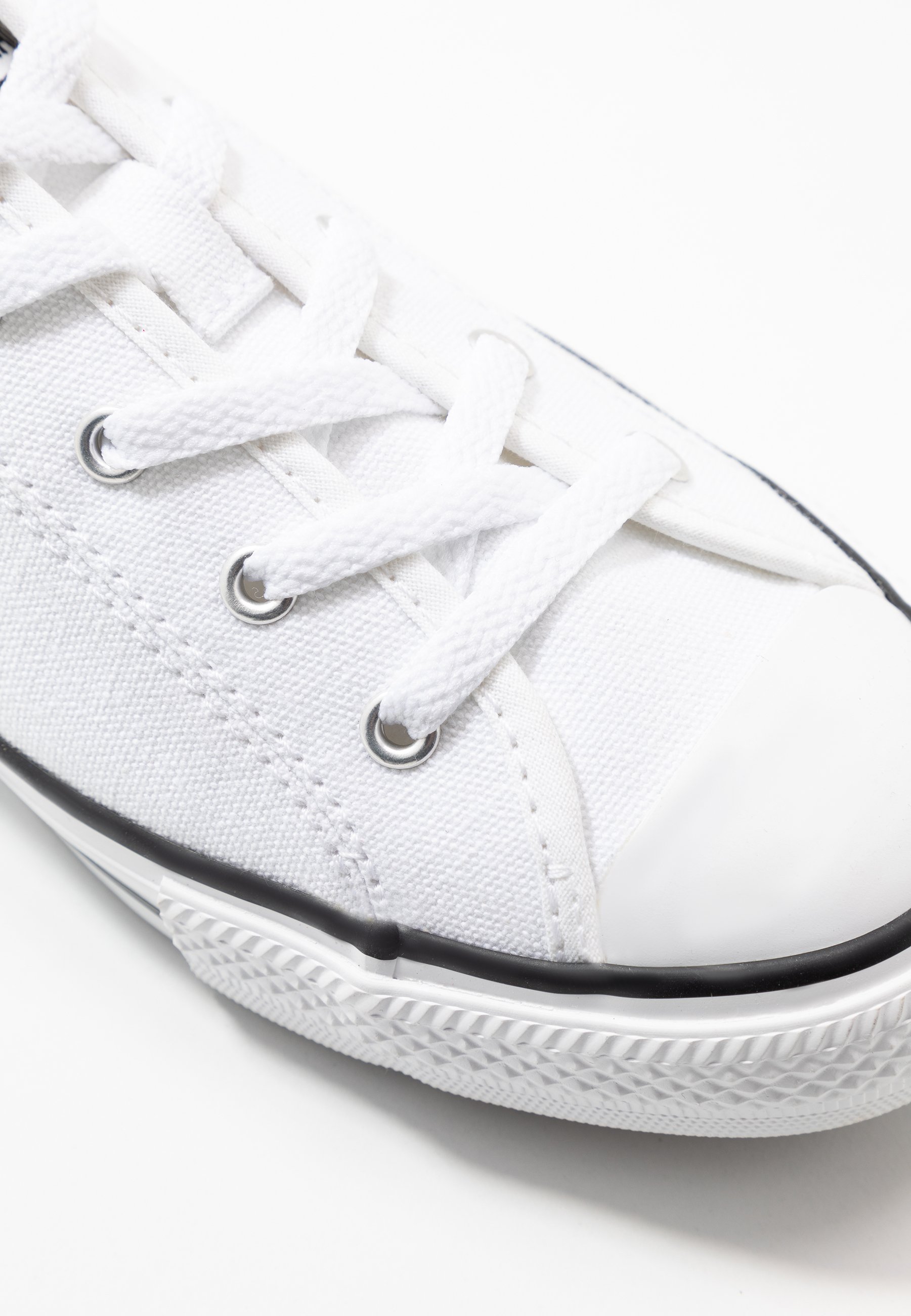 converse dainty black