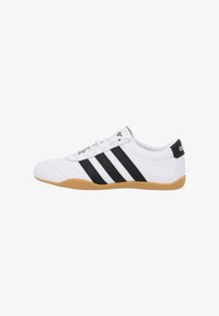 Unausgewählt, white black gum