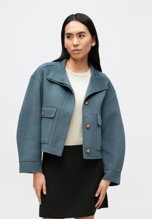 DOUBLE FACE CROPPED JACKET - Overgangsjakke - seine blue