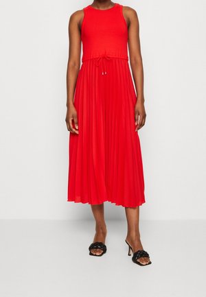 Vapaa-ajan mekko - red