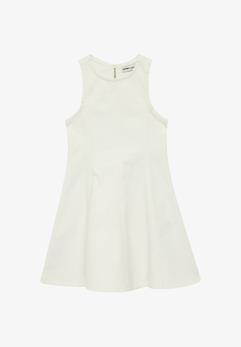 Robe blanche sans manches avec un col rond, une jupe évasée, une fermeture éclair au dos et des détails de coutures verticales sur tout le tissu.