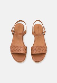 Tamaris Keilsandalette - nut