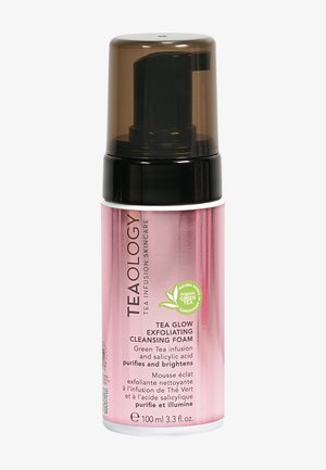 Teaology TEA GLOW EXFOLIATING CLEANSING FOAM - Olio detergente