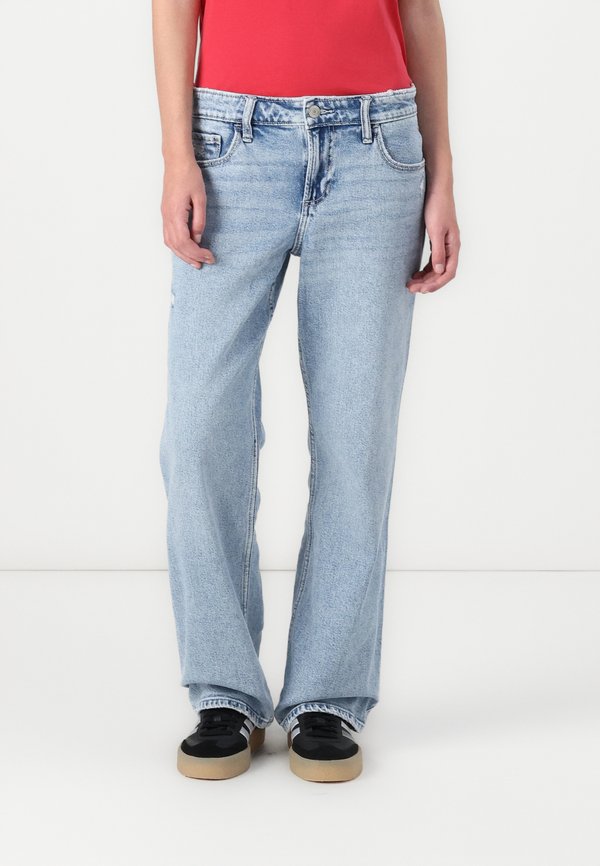 Low-Rise Distressed Medium Wash Relaxed Straight Jeans - Relaxed fit jeans - medium clean